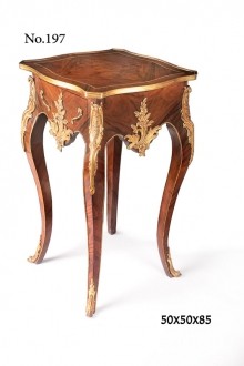 MASUTA DE CAFEA STIL LOUIS XV MASUTA DE CAFEA STIL LOUIS XV